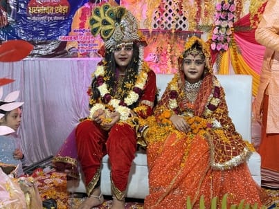 नई जेल रोड स्थित धरमावत खेड़ा में चल रही श्रीमद्भागवत कथा के आखिरी दिन बृहस्पतिवार को सुदामा चर नई जेल रोड स्थित धरमावत खेड़ा में चल रही श्रीमद्भागवत कथा के आखिरी दिन बृहस्पतिवार को सुदामा चर