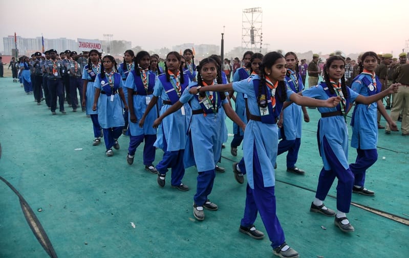 शुक्रवार को राष्ट्रपति के कार्यक्रम के लिए मार्च पास्ट का रिहर्सल करते स्काउट-गाइड। शुक्रवार को राष्ट्रपति के कार्यक्रम के लिए मार्च पास्ट का रिहर्सल करते स्काउट-गाइड।