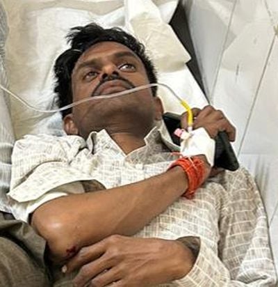 फोटो 28 एमएएचपी 14 परिचय-गोली लगने से घायल राम उर्फ देवेश द्विवेदी। संवाद