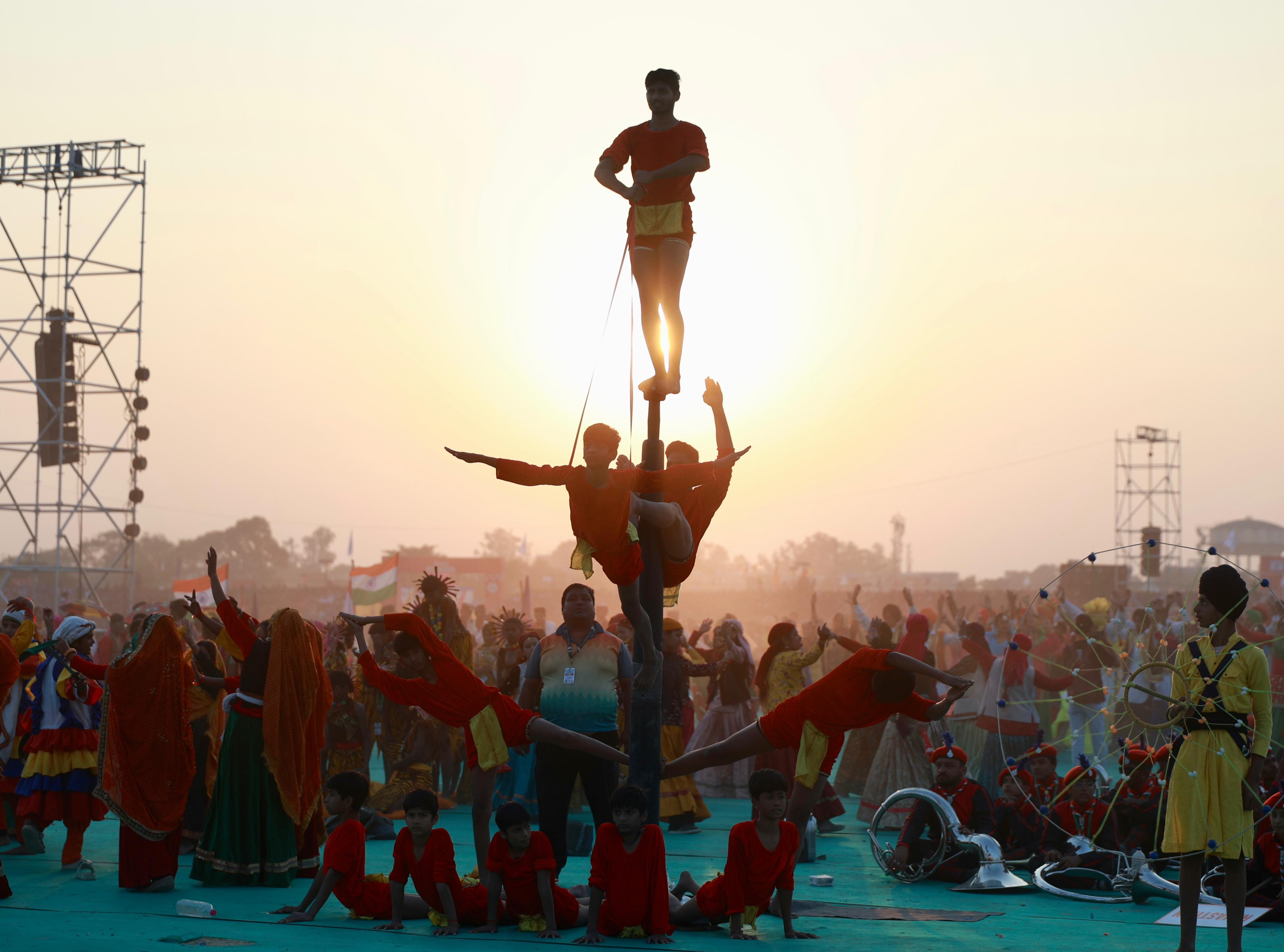 जंबूरी में झलका विविध भारत, वसुधैव कुटुम्बकम् का दिया संदेश जंबूरी में झलका विविध भारत, वसुधैव कुटुम्बकम् का दिया संदेश