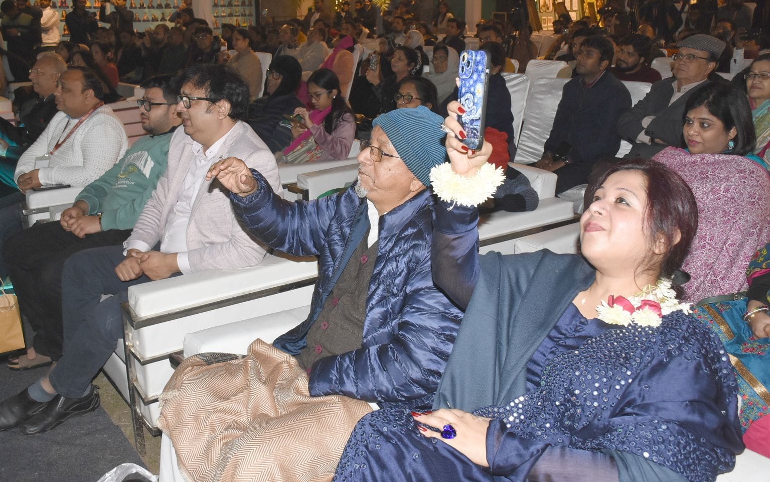 कोसल लिटरेचर फेस्टिवल के दूसरे दिन की झलकियां।