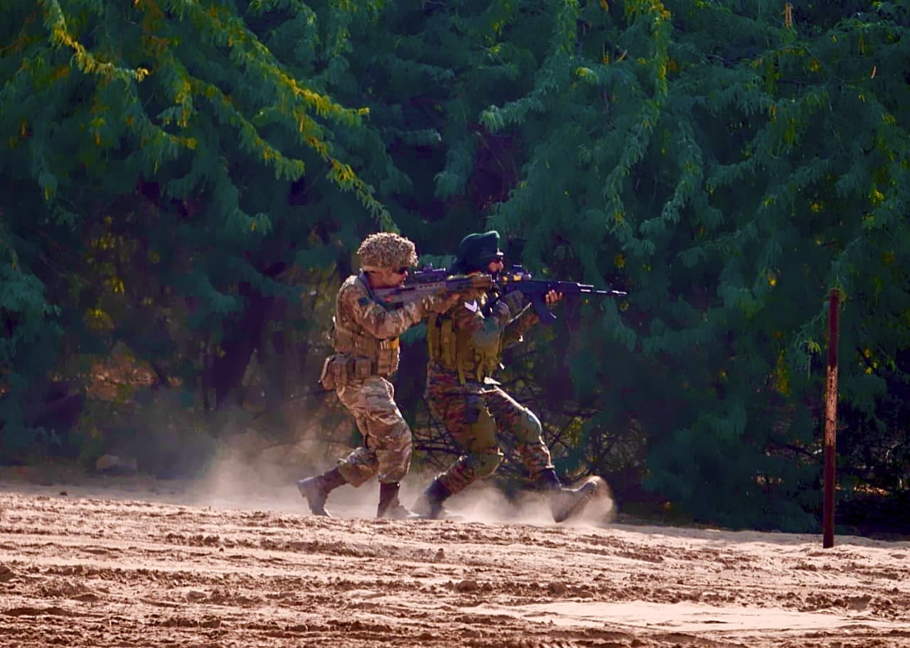 सिरोही। महाजन फील्ड रेंज में भारत- यूके संयुक्त सैन्य अभ्यास के 8 वें संस्करण में दोनों सेनाओं 