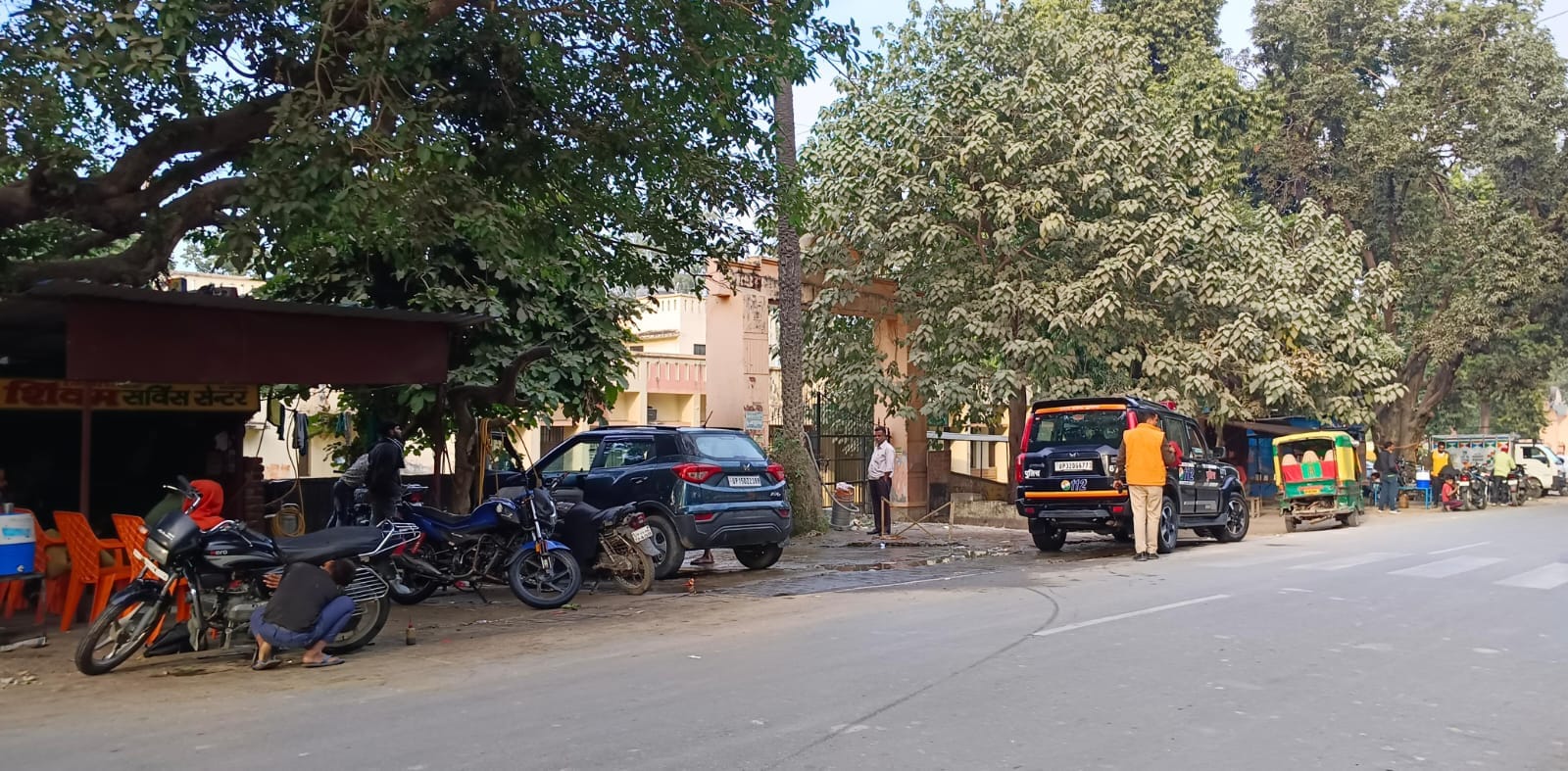 सीएचसी के मुख्य गेट पर हुआ अतिक्रमण स्रोत संवाद सीएचसी के मुख्य गेट पर हुआ अतिक्रमण स्रोत संवाद