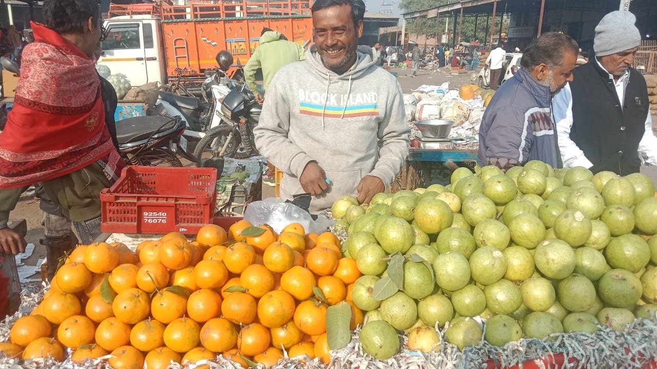 02जेएनडी04 : राजकुमार नागपाल। 02जेएनडी04 : राजकुमार नागपाल।