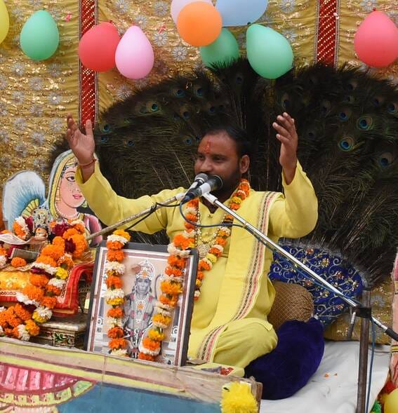 सीतापुर रोड योजना कॉलोनी स्थित विश्वनाथ मंदिर में चल रही श्रीमद्भागवत कथा के पांचवें दिन कथाव्य सीतापुर रोड योजना कॉलोनी स्थित विश्वनाथ मंदिर में चल रही श्रीमद्भागवत कथा के पांचवें दिन कथाव्य