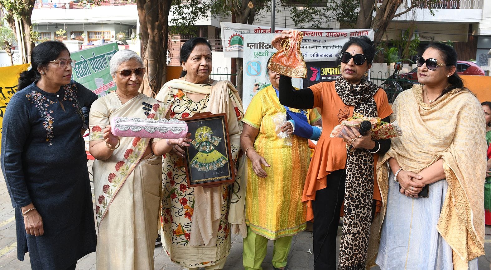अमर उजाला की ओर से अपराजिता कार्यक्रम के तहत बुधवार को गोमतीनगर के विश्वास खंड-3 स्थित शिवाजी प अमर उजाला की ओर से अपराजिता कार्यक्रम के तहत बुधवार को गोमतीनगर के विश्वास खंड-3 स्थित शिवाजी प