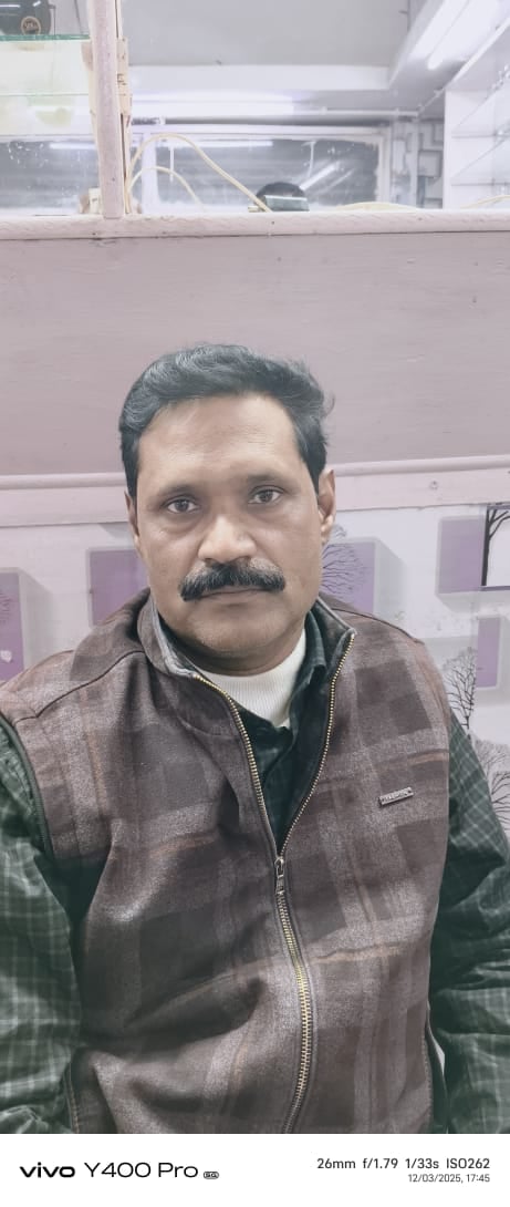 मंझनपुर चौराहे पर सूखा पड़ा आरओ प्लांट। संवाद मंझनपुर चौराहे पर सूखा पड़ा आरओ प्लांट। संवाद