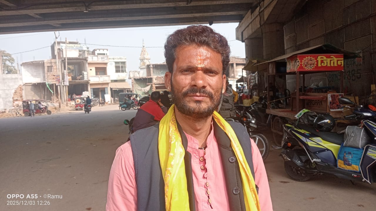 टेड़ीमोढ़ की जनता ने मुख्यालय मँझनपुर से कुंडा लालगंज लखनऊ जाने के लिए रोड वेज बस की किया मांग : टेड़ीमोढ़ की जनता ने मुख्यालय मँझनपुर से कुंडा लालगंज लखनऊ जाने के लिए रोड वेज बस की किया मांग :