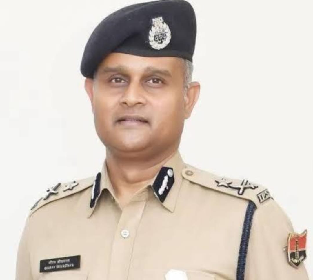 उदयपुर आईजी ने किए पुलिस निरीक्षकों के तबादले उदयपुर आईजी ने किए पुलिस निरीक्षकों के तबादले