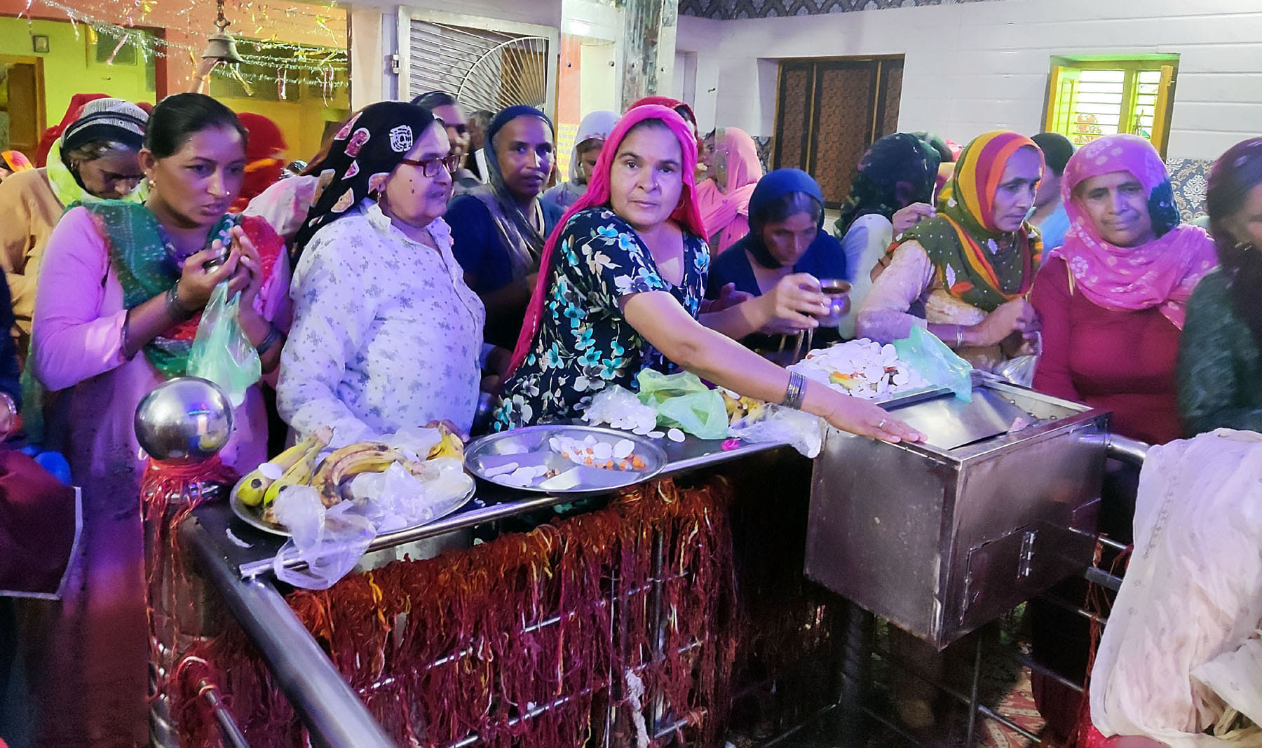 4केएलटी3: मार्गशीर्ष पूर्णिमा पर कपिल तीर्थ में उमड़ी श्रद्धालुओं की भीड़