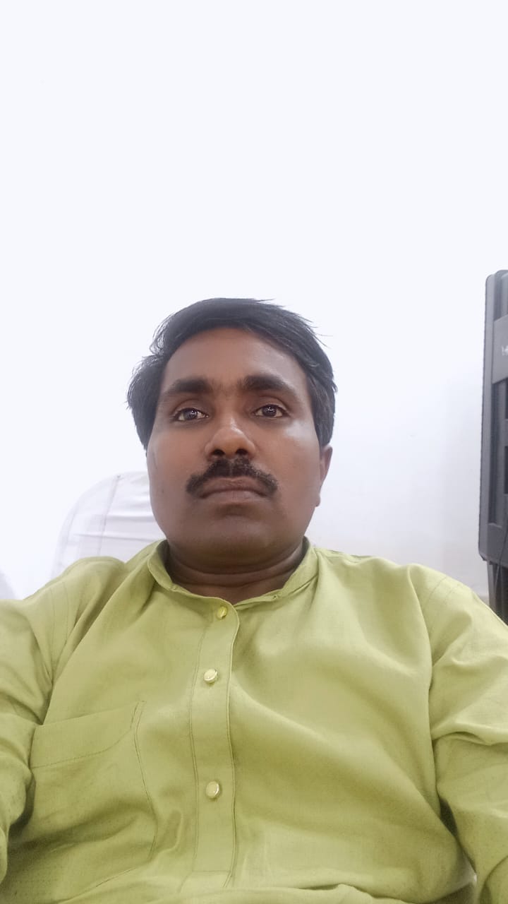 अजुहा कस्बे के नेशनल हाइवे पर खागा सवारी भरकर जाने वाले खडे ई रिक्सा व अप्पे:संवाद अजुहा कस्बे के नेशनल हाइवे पर खागा सवारी भरकर जाने वाले खडे ई रिक्सा व अप्पे:संवाद