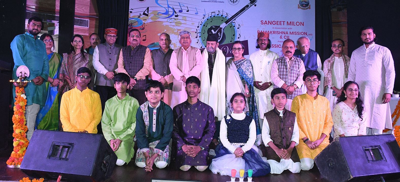 गोमतीनगर सि्थत अंतरराष्ट्रीय बौद्ध अनुसंधान संस्थान में बृहस्पतिवार को संगीत मिलन संस्था की ओर गोमतीनगर सि्थत अंतरराष्ट्रीय बौद्ध अनुसंधान संस्थान में बृहस्पतिवार को संगीत मिलन संस्था की ओर