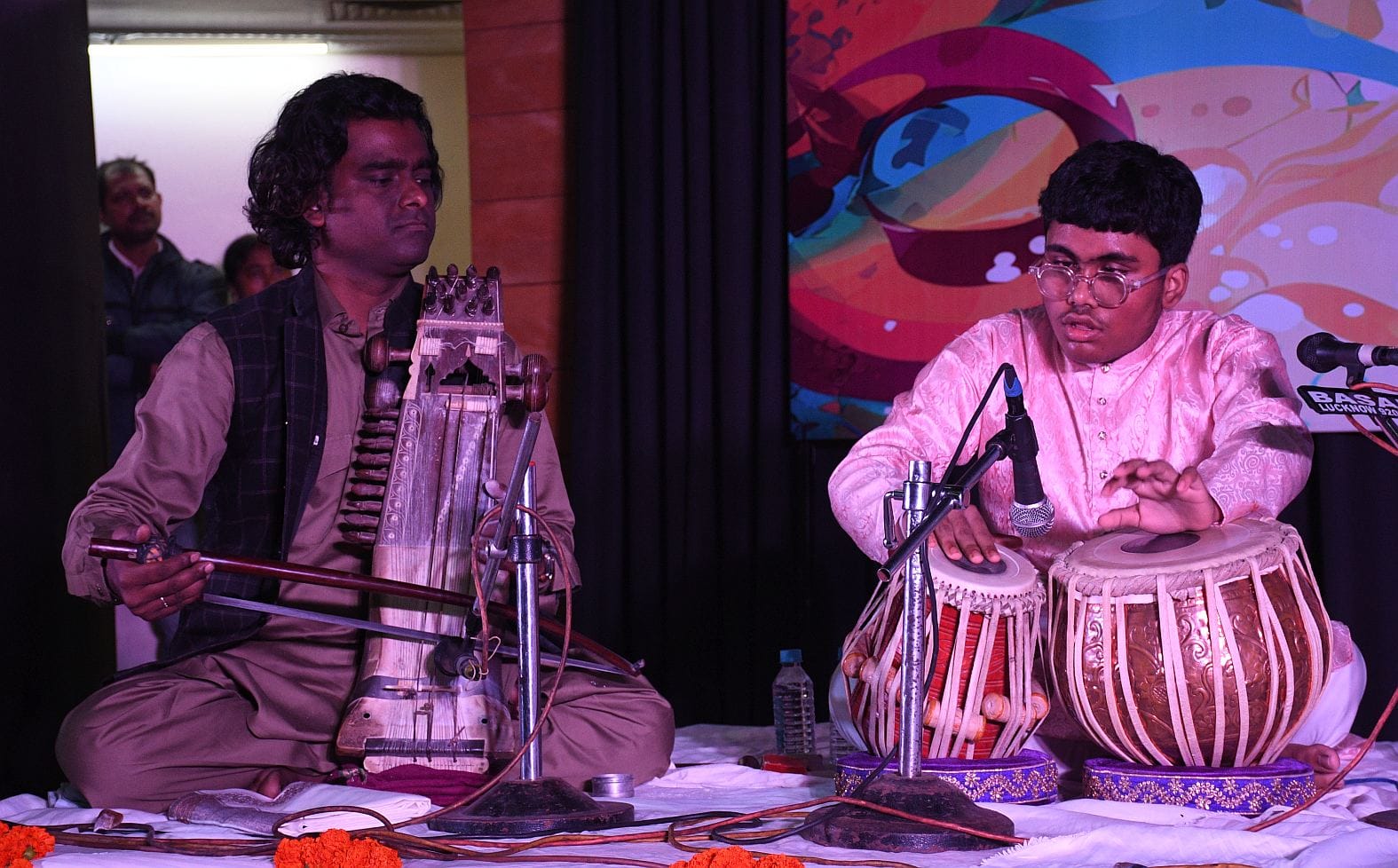 गोमतीनगर सि्थत अंतरराष्ट्रीय बौद्ध अनुसंधान संस्थान में बृहस्पतिवार को संगीत मिलन संस्था की ओर गोमतीनगर सि्थत अंतरराष्ट्रीय बौद्ध अनुसंधान संस्थान में बृहस्पतिवार को संगीत मिलन संस्था की ओर
