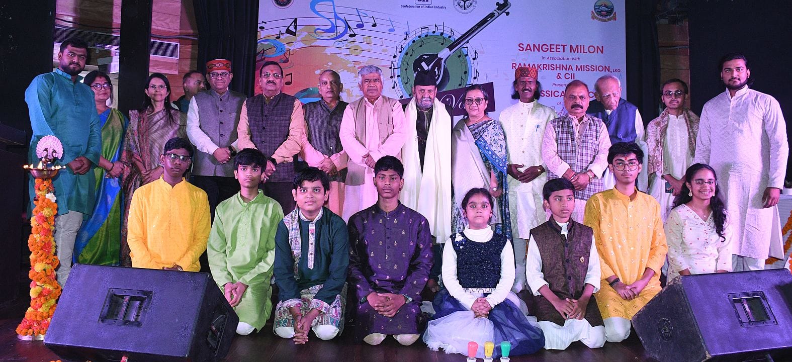 गोमतीनगर सि्थत अंतरराष्ट्रीय बौद्ध अनुसंधान संस्थान में बृहस्पतिवार को संगीत मिलन संस्था की ओर गोमतीनगर सि्थत अंतरराष्ट्रीय बौद्ध अनुसंधान संस्थान में बृहस्पतिवार को संगीत मिलन संस्था की ओर