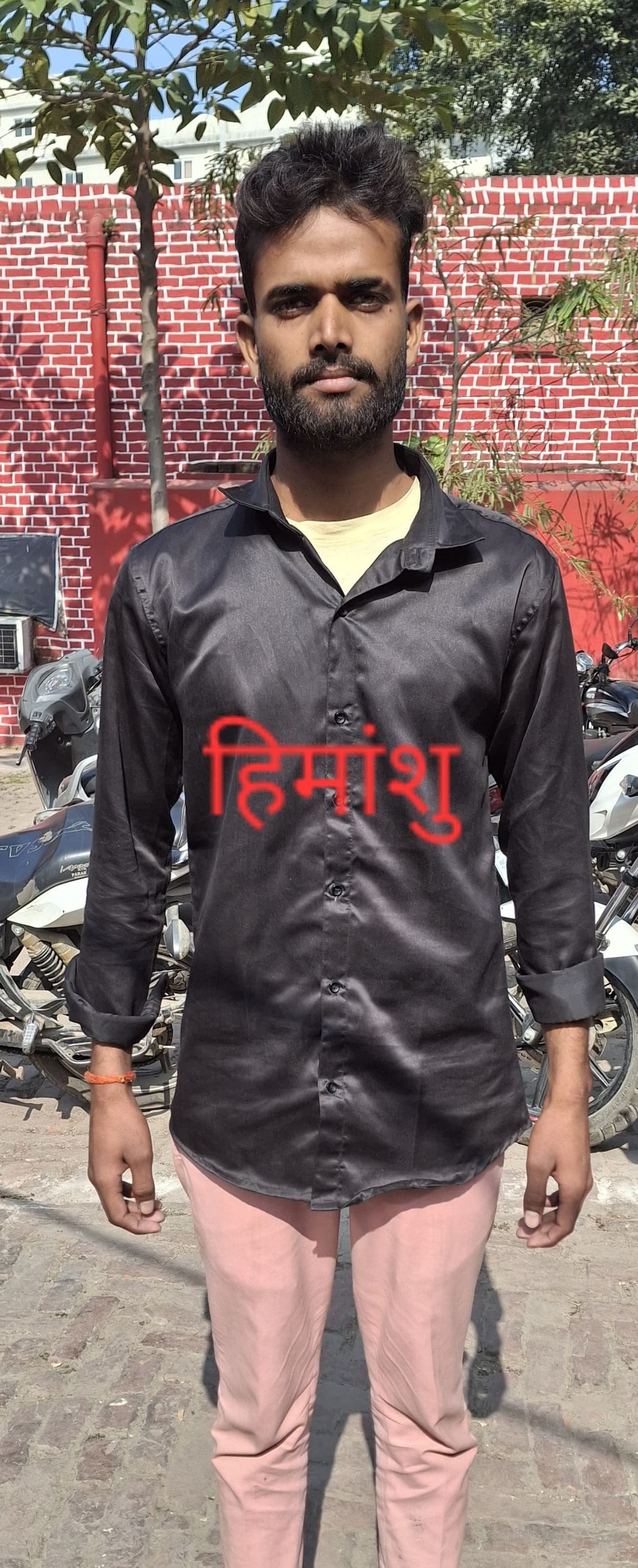 पुलिस की गिरफ्त में आरोपी।