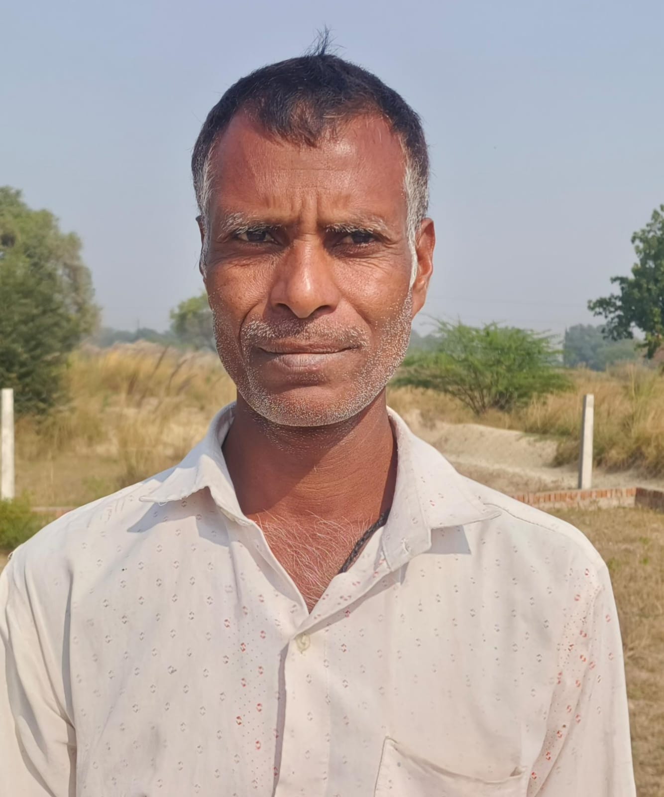 नल से पानी भरती भौंतर गांव की बरखाइन- संवाद नल से पानी भरती भौंतर गांव की बरखाइन- संवाद