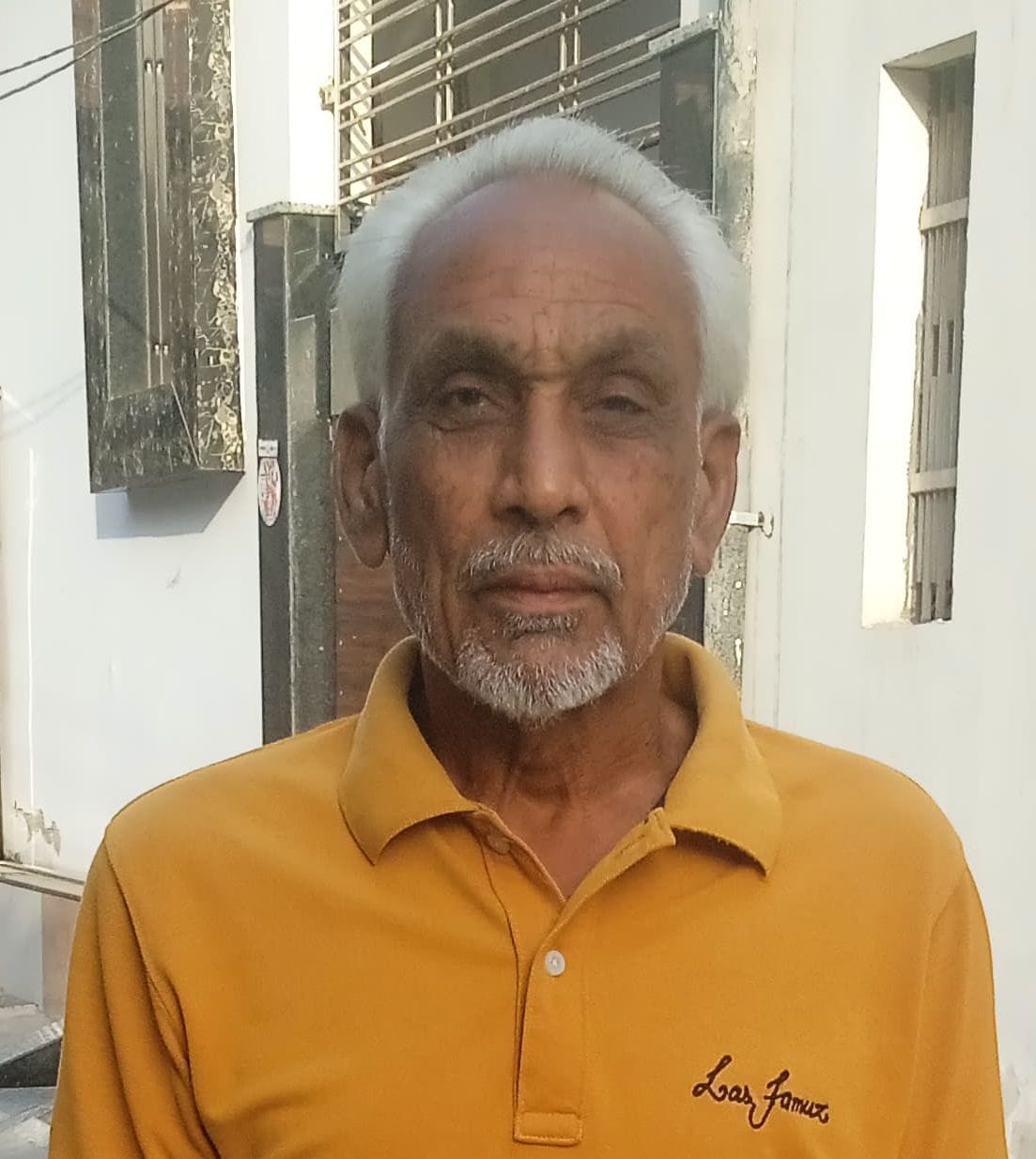 16...रोहतक के माता दरवाजा स्थित सार्वजनिक नल से पानी भरते स्थानीय लोग। संवाद 16...रोहतक के माता दरवाजा स्थित सार्वजनिक नल से पानी भरते स्थानीय लोग। संवाद