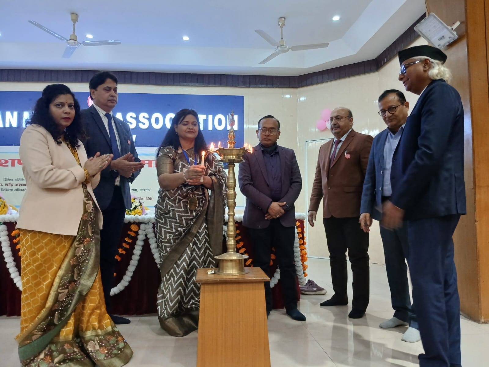 आईएमए की नई कार्यकारिणी ने ली शपथ।