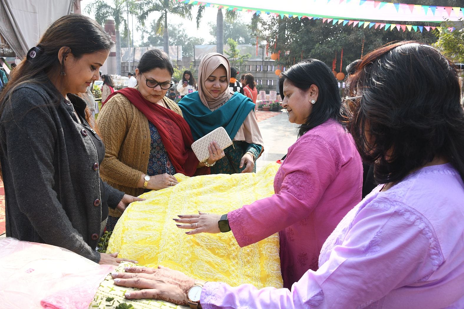 प्रदर्शनी में दिखा महिला उद्यमियों का हुनर प्रदर्शनी में दिखा महिला उद्यमियों का हुनर