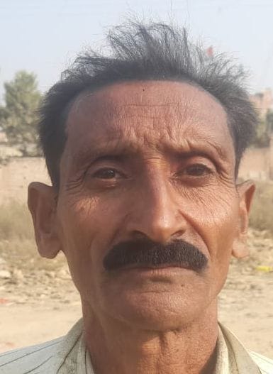 तारीन बहादुरगंज स्थित उस्मानबाग चौकी के पास पड़ा कूड़ा। संवाद तारीन बहादुरगंज स्थित उस्मानबाग चौकी के पास पड़ा कूड़ा। संवाद