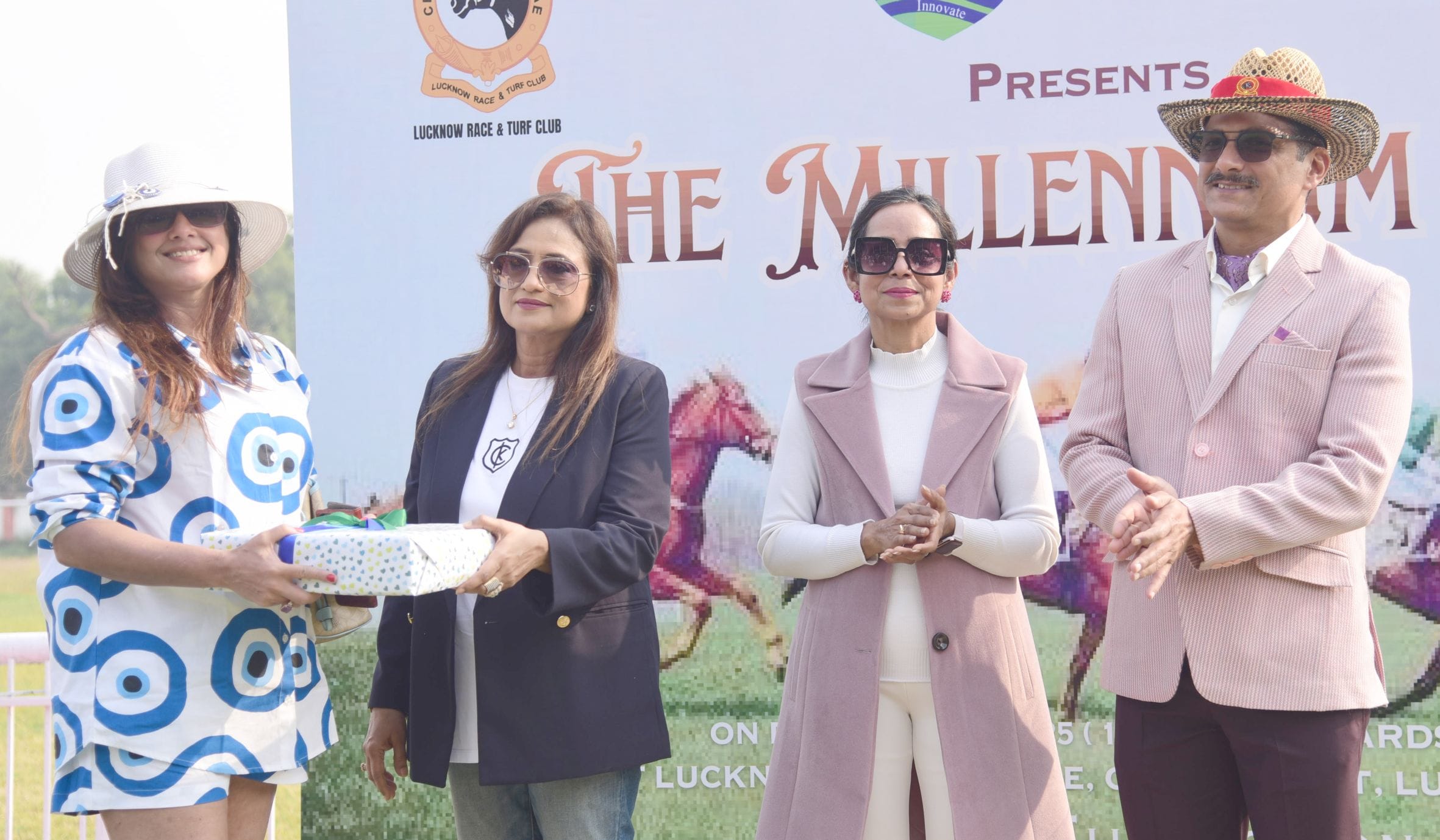 लखनऊ रेसकोर्स में आयोजित मिलेनियम कप की झलकियां। लखनऊ रेसकोर्स में आयोजित मिलेनियम कप की झलकियां।