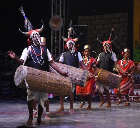 सोनचिरैया संस्था की ओर से लोहिया पार्क में आयोजित दो दिवसीय आयोजन की अंतिम शाम म्यूजिकल ड्रामा सोनचिरैया संस्था की ओर से लोहिया पार्क में आयोजित दो दिवसीय आयोजन की अंतिम शाम म्यूजिकल ड्रामा