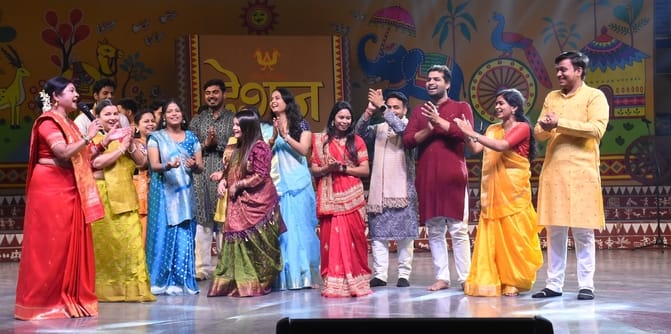सोनचिरैया संस्था की ओर से लोहिया पार्क में आयोजित दो दिवसीय आयोजन की अंतिम शाम म्यूजिकल ड्रामा सोनचिरैया संस्था की ओर से लोहिया पार्क में आयोजित दो दिवसीय आयोजन की अंतिम शाम म्यूजिकल ड्रामा