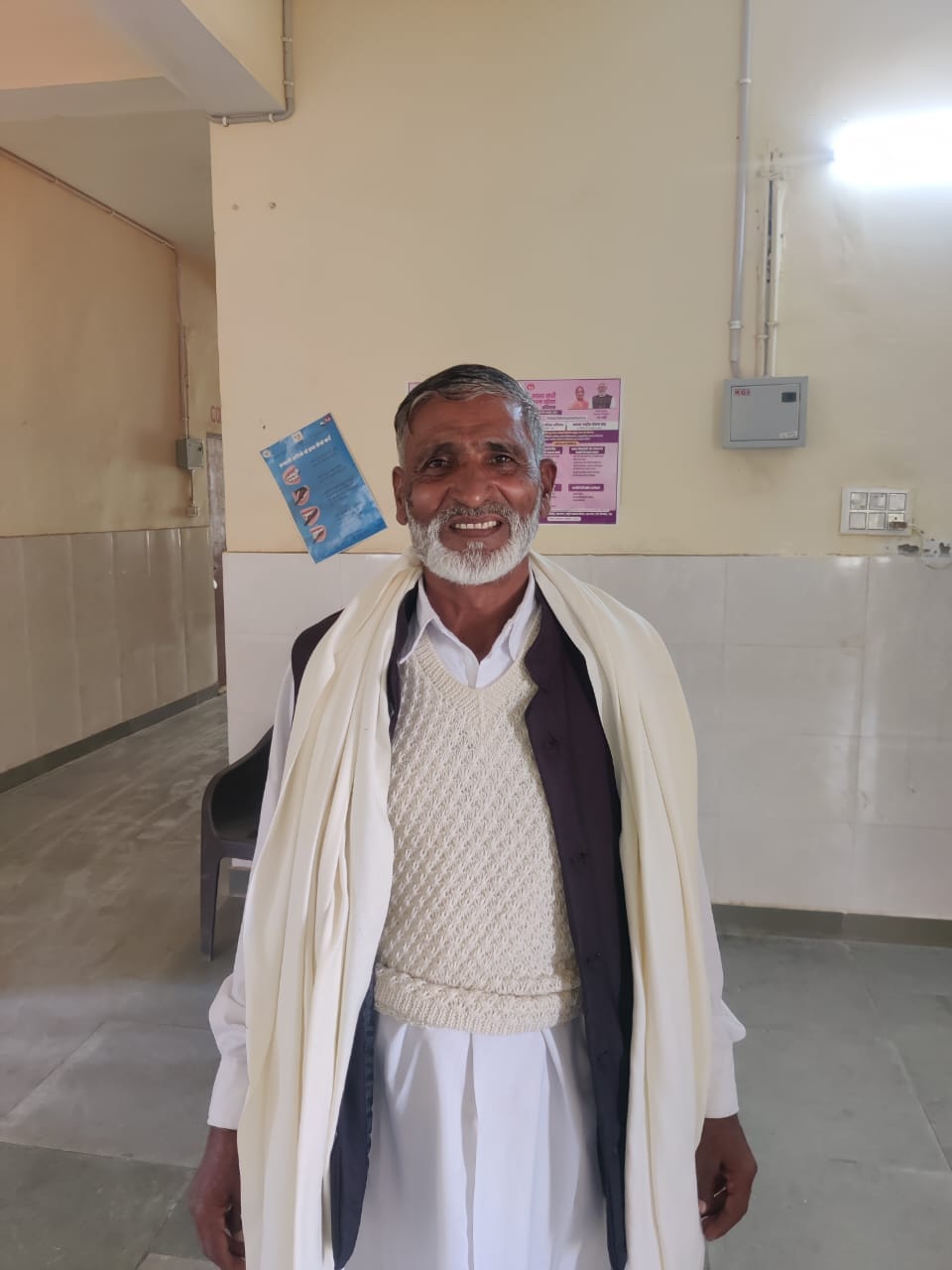 सरूरपुर। खिवाई पीएचसी में पहुंची मरीज शबाना। संवाद सरूरपुर। खिवाई पीएचसी में पहुंची मरीज शबाना। संवाद