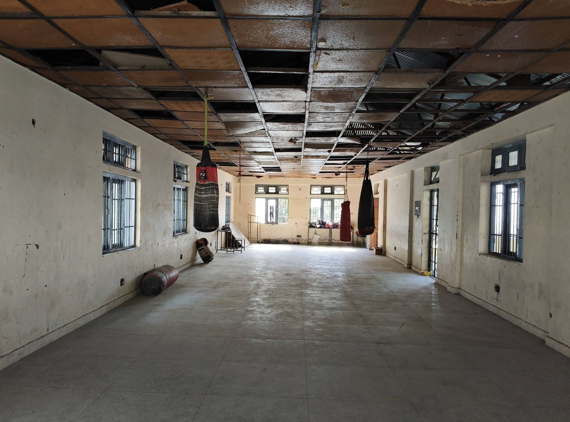 पदम छात्र स्कूल में खुले खेलो इंडिया खेलों सेंटर में बुनियादी सुविधाओं का इंतजार। संवाद पदम छात्र स्कूल में खुले खेलो इंडिया खेलों सेंटर में बुनियादी सुविधाओं का इंतजार। संवाद