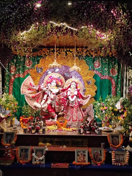 सुशांत गोल्फ सिटी सि्थत श्रीश्री राधा रमण बिहारी (इस्कॉन) मंदिर में सोमवार को श्रील भक्तिसिद्धा सुशांत गोल्फ सिटी सि्थत श्रीश्री राधा रमण बिहारी (इस्कॉन) मंदिर में सोमवार को श्रील भक्तिसिद्धा