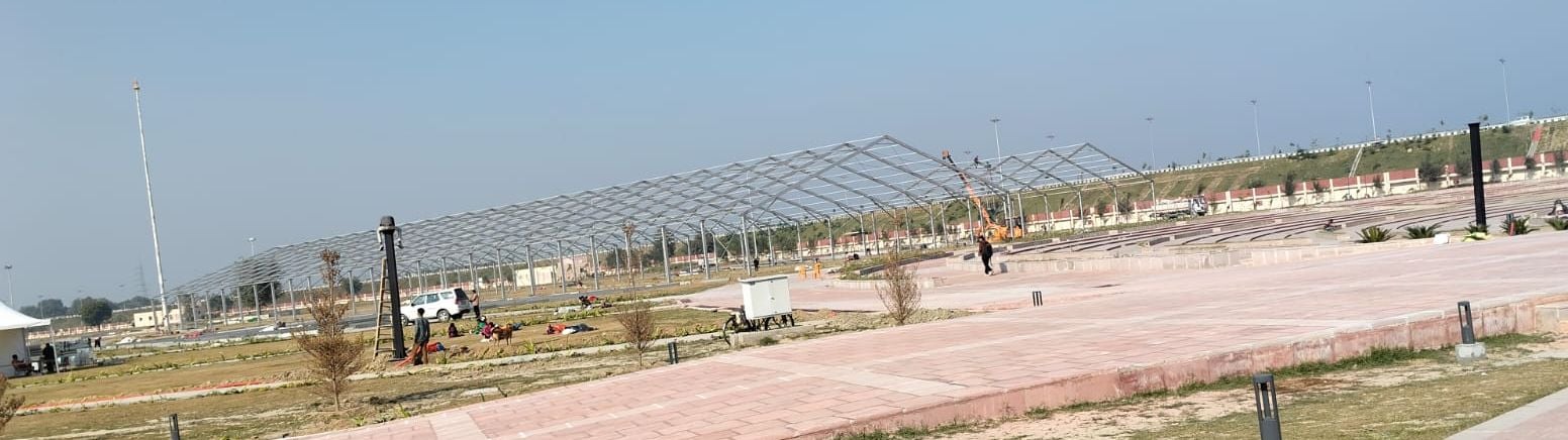 राष्ट्र प्रेरणा स्थल पर स्थापित प्रतिमाएं एवं मौके पर चल रहा अंतिम चरण का कार्य। 