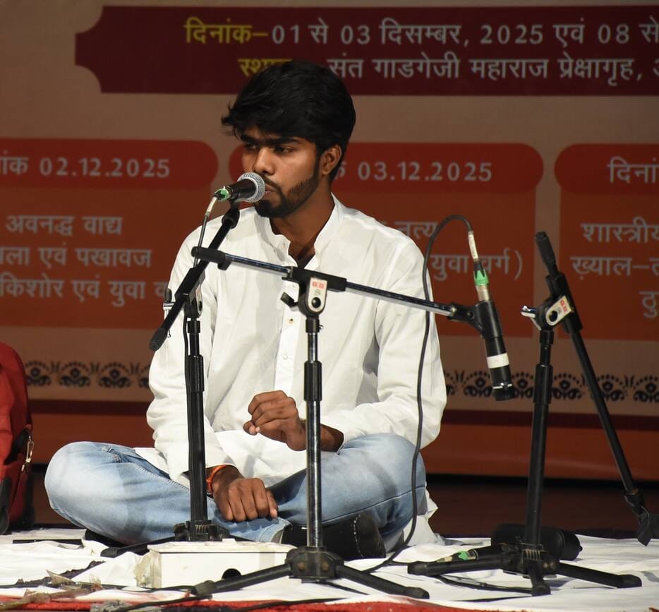 शास्त्रीय साधना से दमका मंच, किशोर प्रतिभाओं ने बिखेरी रौनक