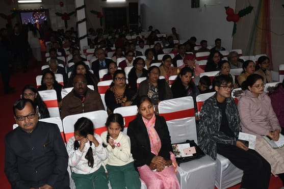 क्रिश्चियन डिग्री कॉलेज में क्रिसमस उत्सव के दौरान सांस्कृतिक आयोजन हुए। क्रिश्चियन डिग्री कॉलेज में क्रिसमस उत्सव के दौरान सांस्कृतिक आयोजन हुए।