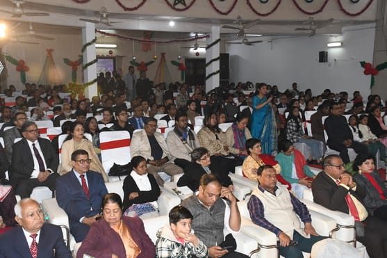 क्रिश्चियन डिग्री कॉलेज में क्रिसमस उत्सव के दौरान सांस्कृतिक आयोजन हुए। क्रिश्चियन डिग्री कॉलेज में क्रिसमस उत्सव के दौरान सांस्कृतिक आयोजन हुए।