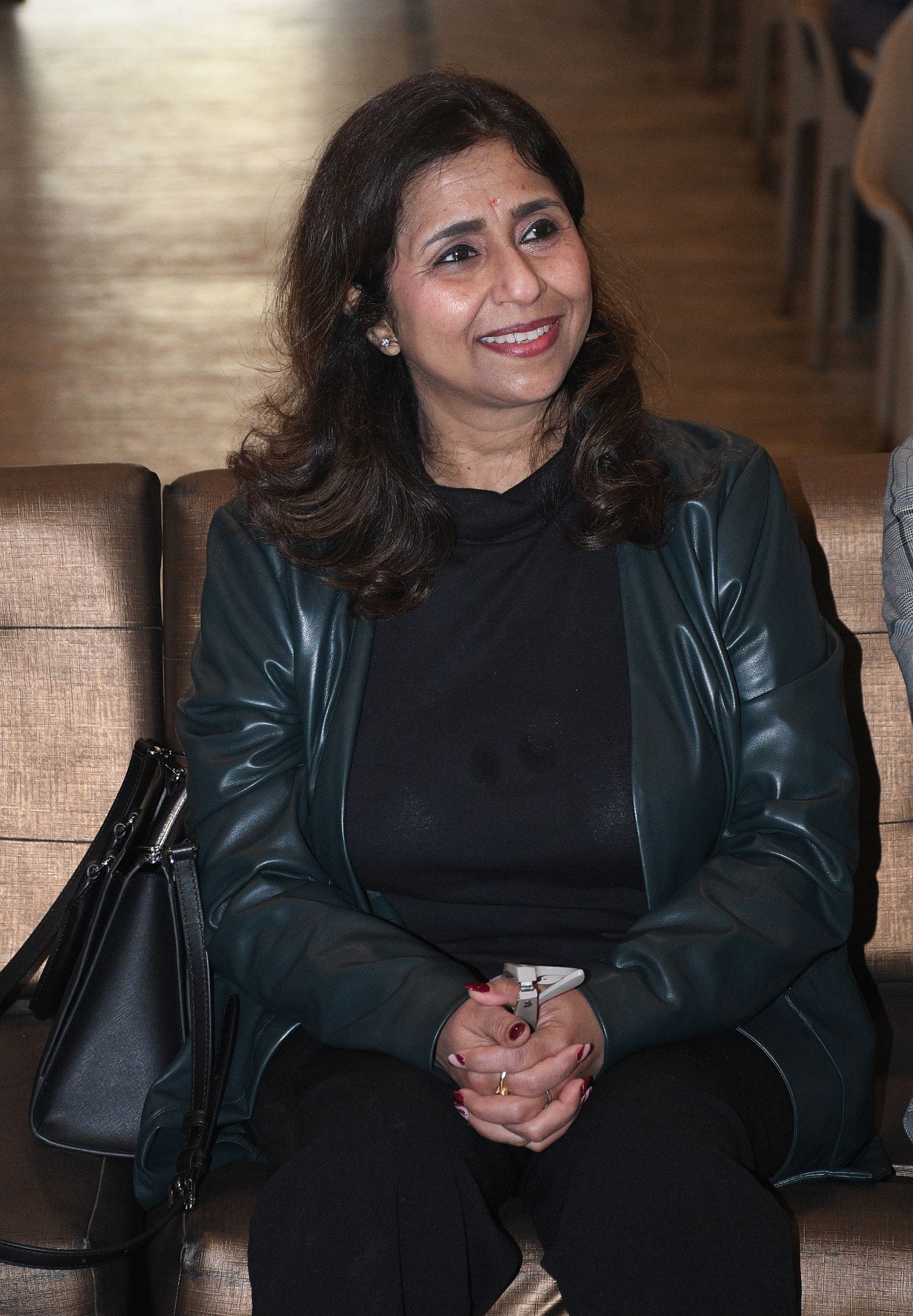 अमेरिका के वॉशिंगटन राज्य की रेडमंड सिटी काउंसिल की सदस्य बनी लखनऊ की बेटी मेनका सोनी का देवा र
