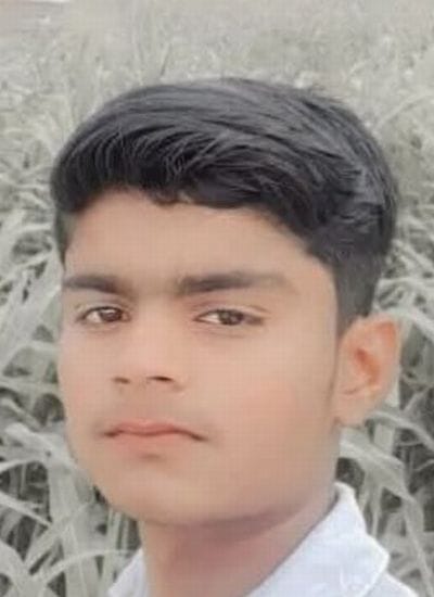 बृजेश का फाइल फोटो।