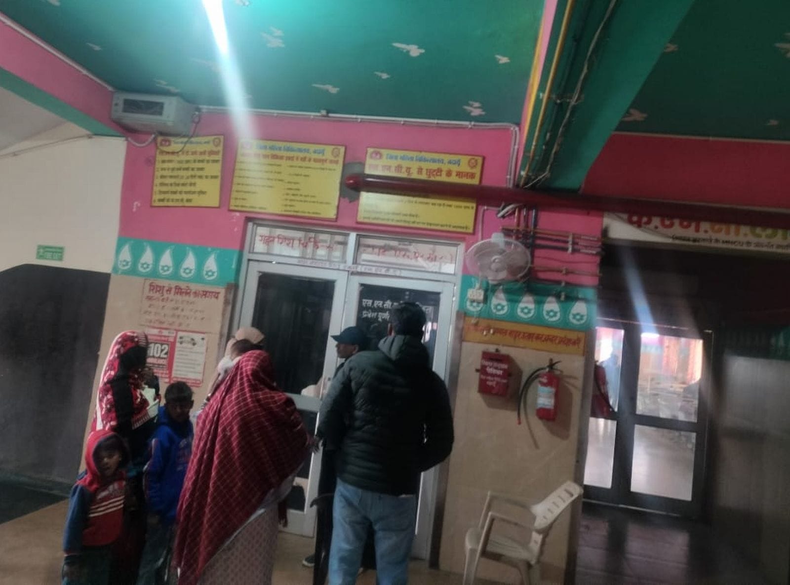 एसएनसीयू में भर्ती नवजात। संवाद