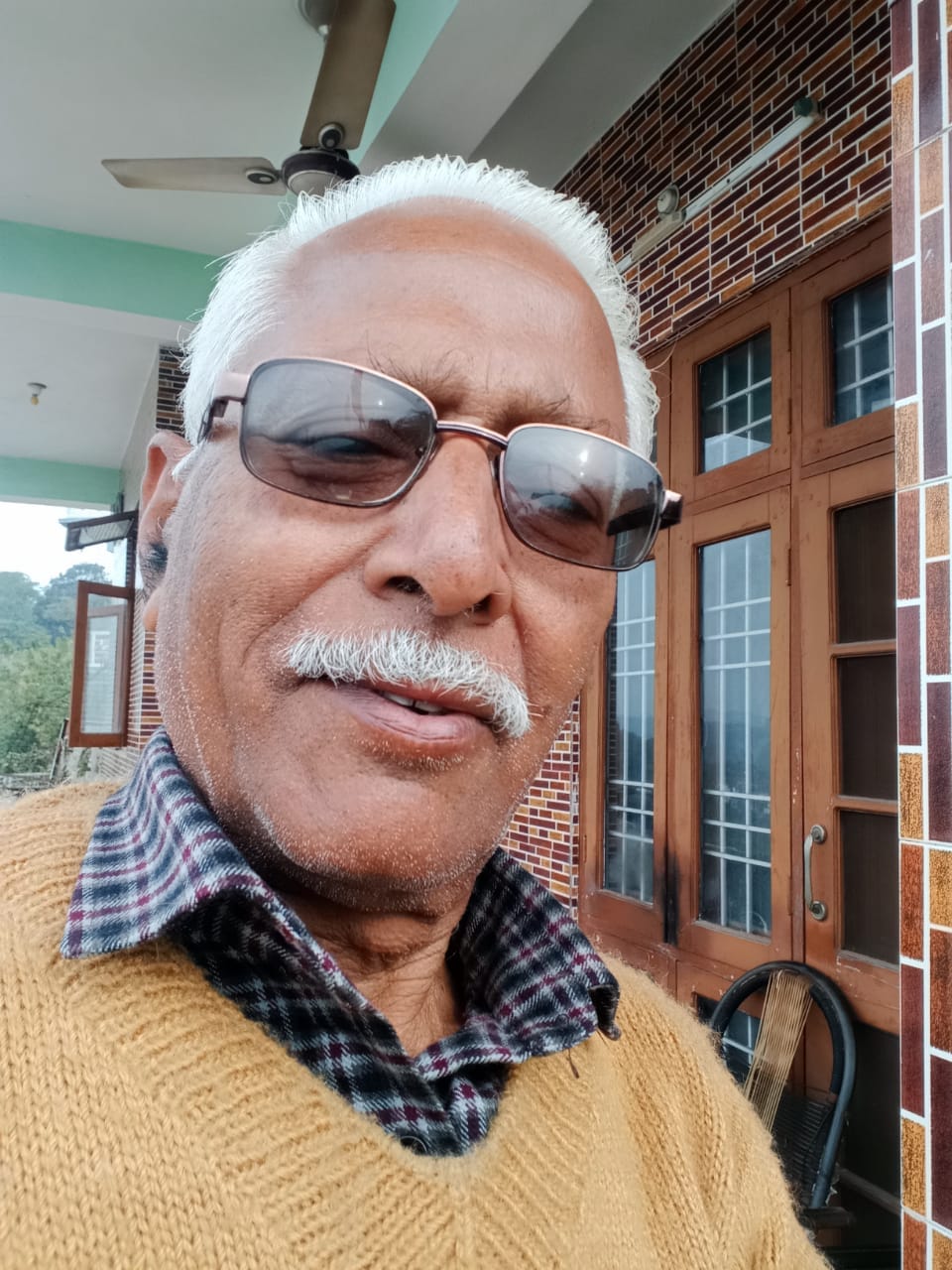 मेडिकल कॉलेज में लिफ्ट पुन: हुई खराब। संवाद मेडिकल कॉलेज में लिफ्ट पुन: हुई खराब। संवाद