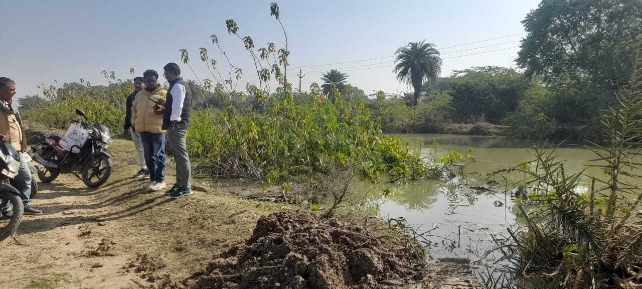 नहर ओवरफ्लो, होने से किसानों की फसल हुई जलमग्न नहर ओवरफ्लो, होने से किसानों की फसल हुई जलमग्न