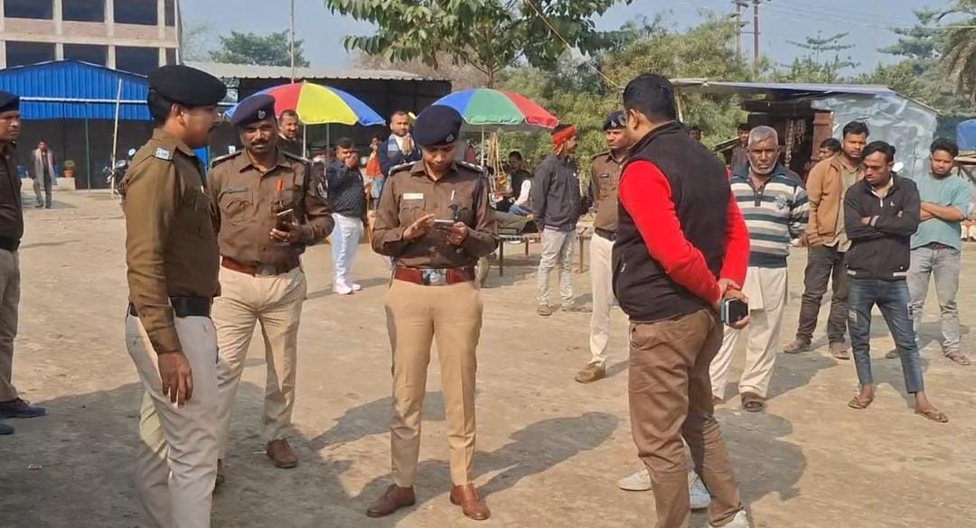 दिन दहाड़े 17 लाख की लूट