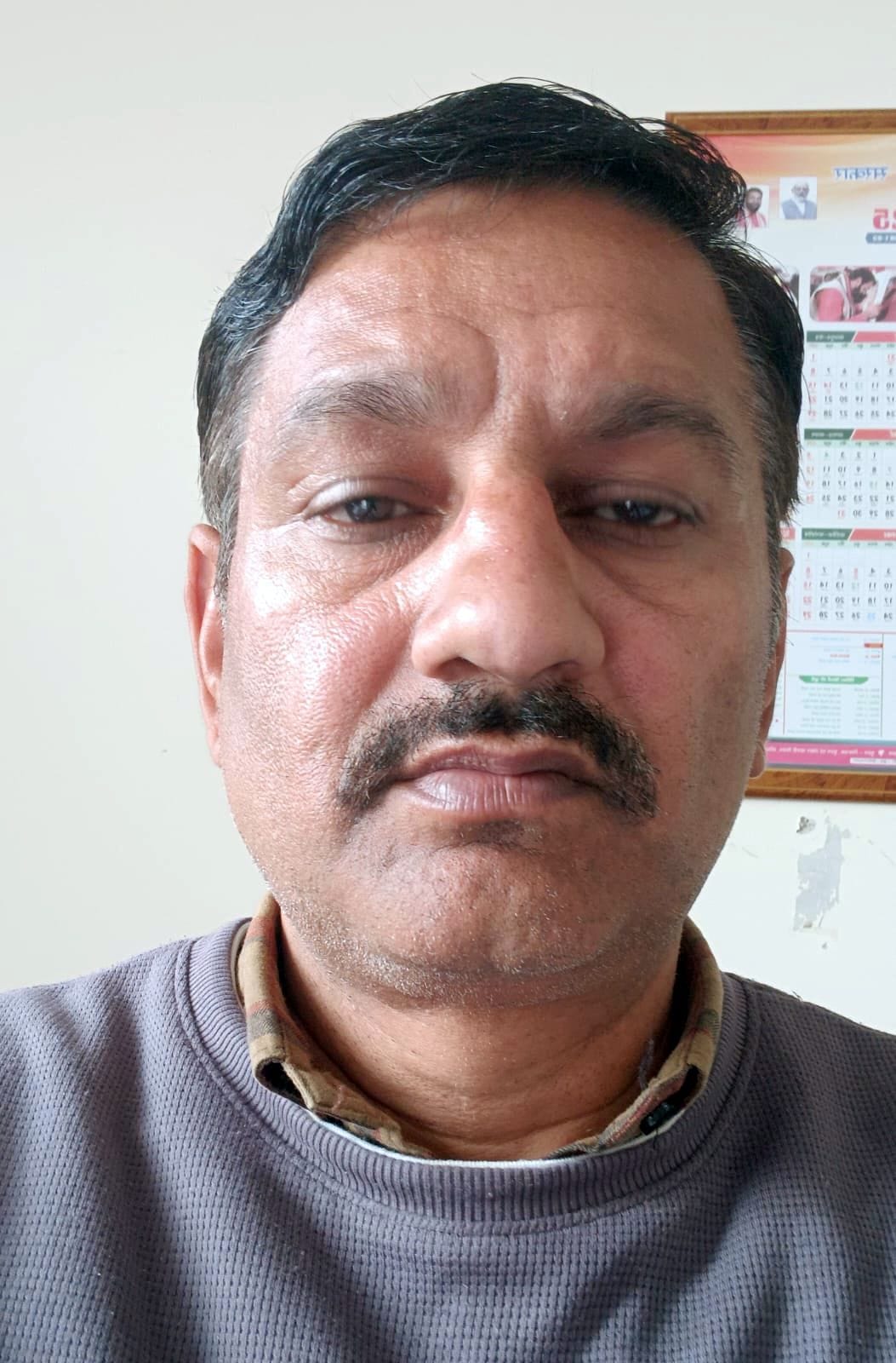 13जेएनडी22-राजनगर में मातावाली गली दिखाते हुए कॉलोनीवासी। संवाद 13जेएनडी22-राजनगर में मातावाली गली दिखाते हुए कॉलोनीवासी। संवाद