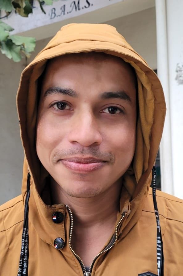 220 केवी उपकेंद्र गंगनपुर पर मरम्मत का कार्य करते विद्युत कर्मचारी। स्रोत विद्युत निगम