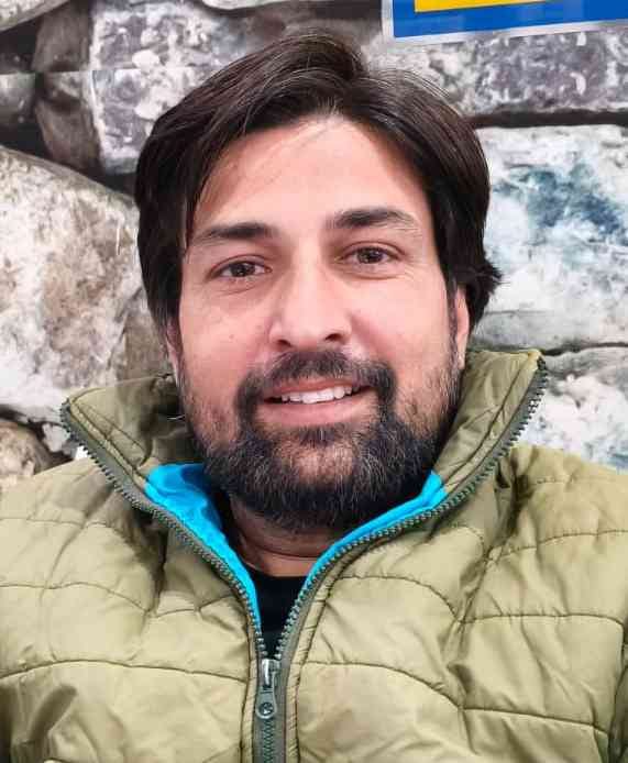 31...रोहतक भिवानी स्टेट हाईवे पर सड़क किनारे लगा यूनिपोल। संवाद 31...रोहतक भिवानी स्टेट हाईवे पर सड़क किनारे लगा यूनिपोल। संवाद