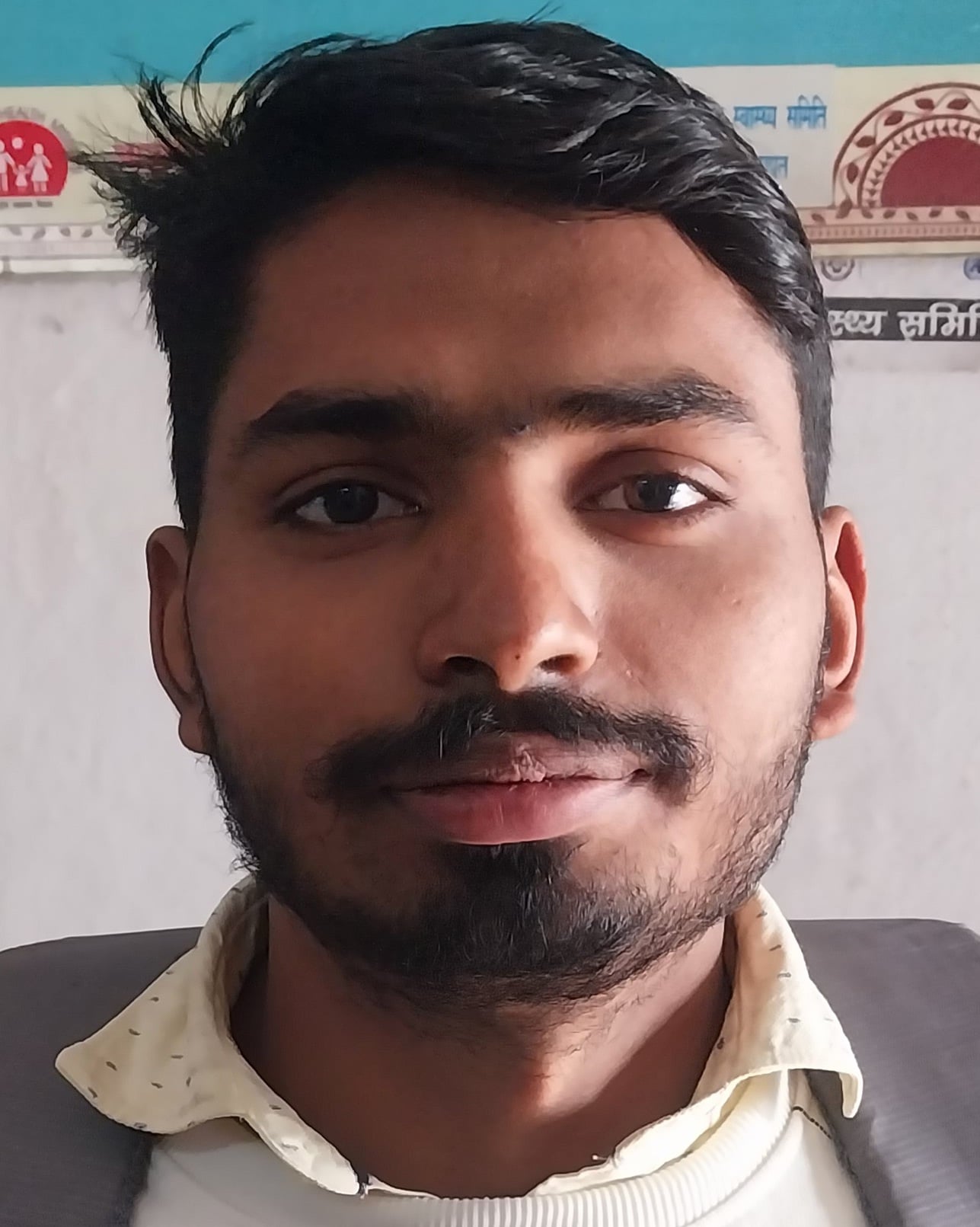 चिकित्सा व्यवस्था बदहाल की खबर से संबंधित फोटो। ग्वालीखेड़ा स्थित प्राथमिक स्वास्थ्य केंद्र म