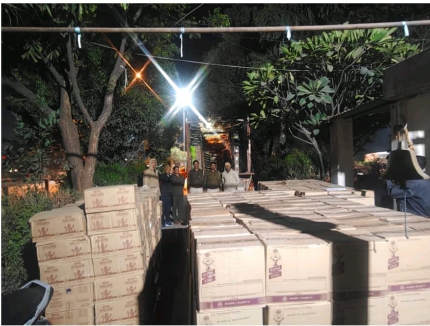 सिरोही। पुलिस द्वारा चावल के कट्टों की आड़ में गुजरात ले जाई जा रही पंजाब निर्मित 70 लाख रुपए क