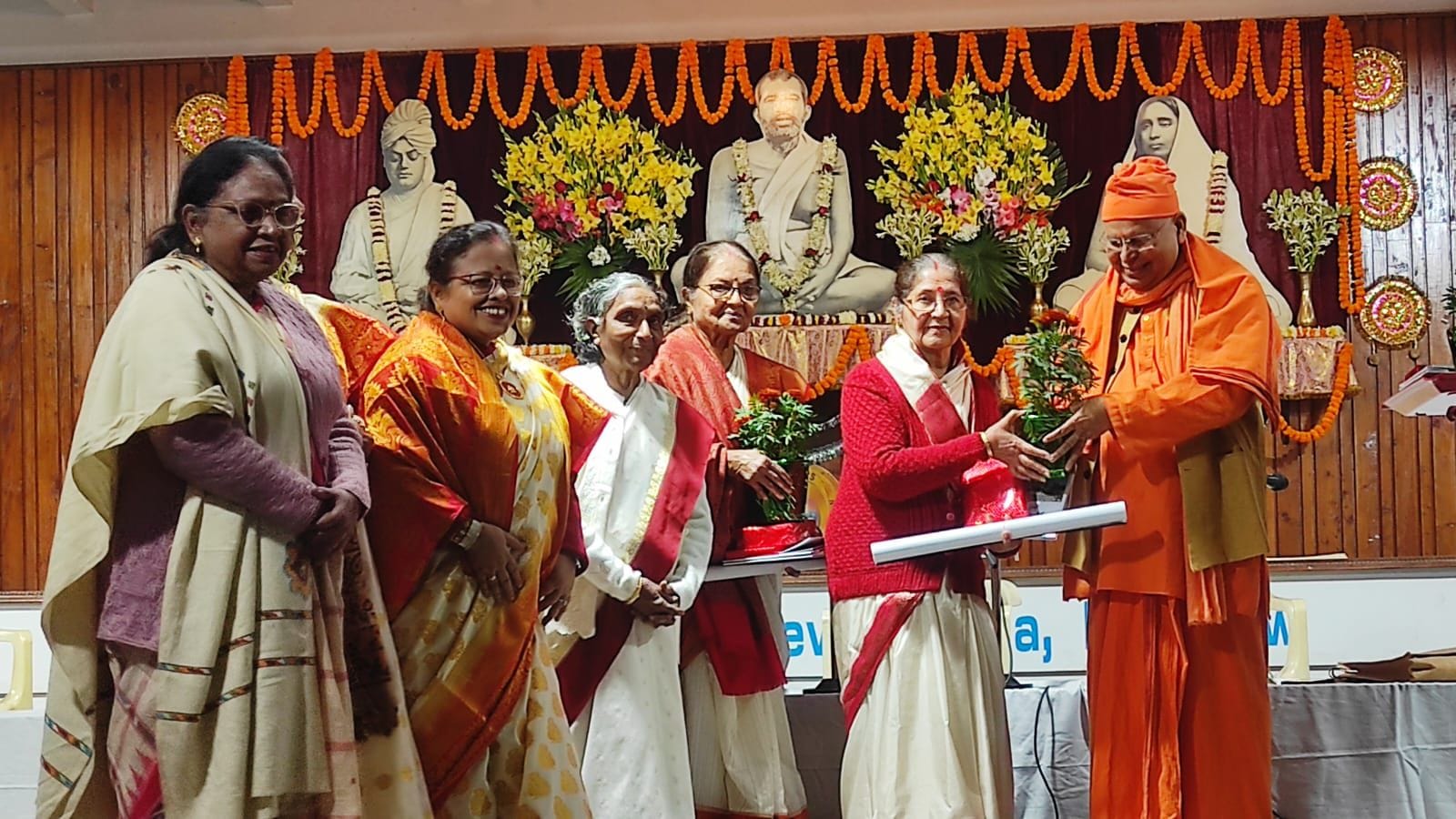 श्रद्धा, भक्ति के साथ मनाया मां श्री सारदा देवी का जन्म दिवस श्रद्धा, भक्ति के साथ मनाया मां श्री सारदा देवी का जन्म दिवस