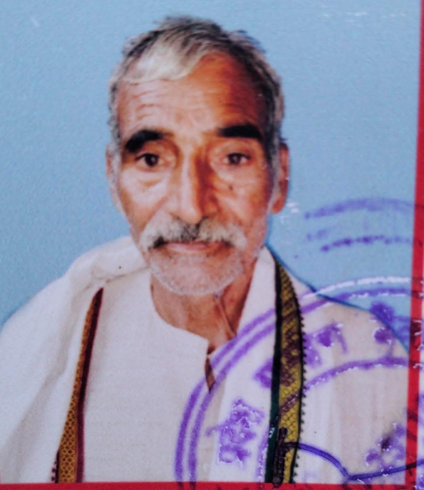 फोटो 14एचएएमपी 01 घटना स्थल पर क्षतिग्रस्त बोलेरो के पास लगी भीड़। संवाद फोटो 14एचएएमपी 01 घटना स्थल पर क्षतिग्रस्त बोलेरो के पास लगी भीड़। संवाद