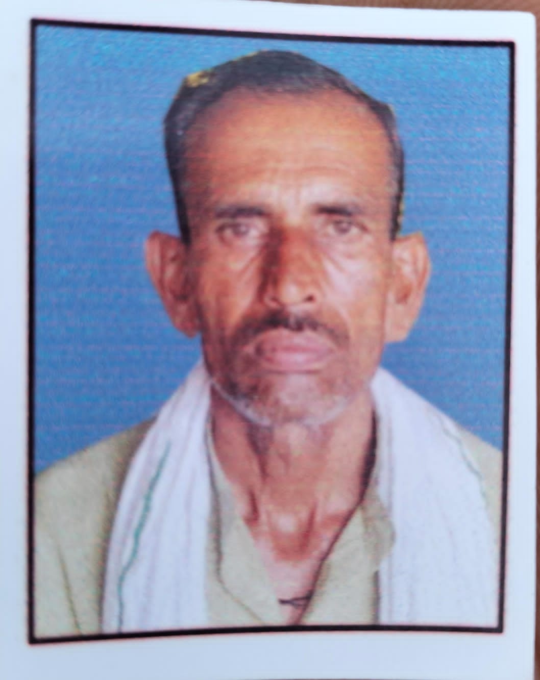 फोटो 14एचएएमपी 01 घटना स्थल पर क्षतिग्रस्त बोलेरो के पास लगी भीड़। संवाद फोटो 14एचएएमपी 01 घटना स्थल पर क्षतिग्रस्त बोलेरो के पास लगी भीड़। संवाद