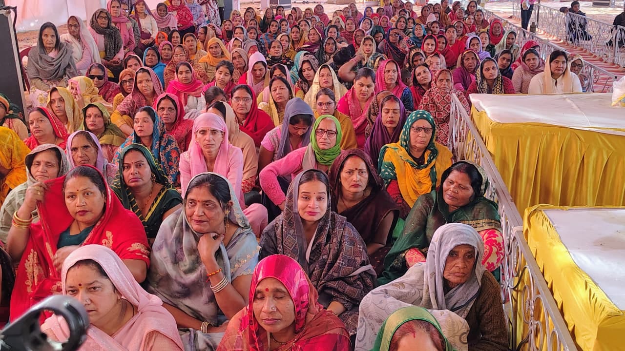 कथा वाचक कार्ष्णि गोपालाचार्य। स्रोत : समिति