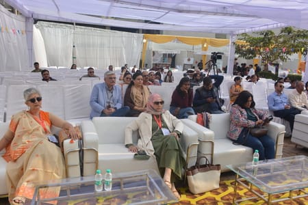 मेटाफर लिटफेस्ट के दूसरे व अंतिम दिन किस्से, कहानियों और कविताओं के बीच संस्कृति, साहित्य, सिने मेटाफर लिटफेस्ट के दूसरे व अंतिम दिन किस्से, कहानियों और कविताओं के बीच संस्कृति, साहित्य, सिने